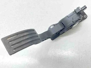 VOLVO V40 Cross Country 526 Gaspedal 6PV01036823 31280597 1.97 Diesel 27242066 - Bild 1 von 5