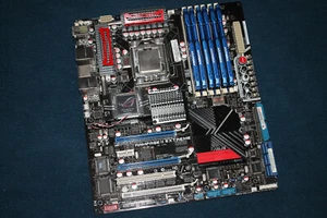 Asus Rampage II Extreme S. 1366 Mainboard / 24GB Kingston 1866 MHz Ram / W3520 - Afbeelding 1 van 14