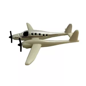 #6984 Rutan Boomerang Toy - Picture 1 of 5