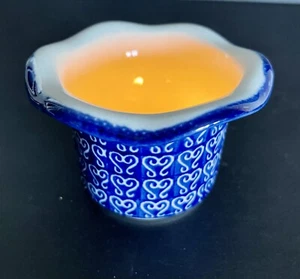 Handgefertigter blauer Windlicht-/Teelichtkerzenhalter aus Keramik - Bild 1 von 6