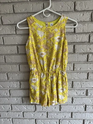 Mameluco floral amarillo sin mangas Gap para niños y niñas talla M (8/9) Foto 1 de 4