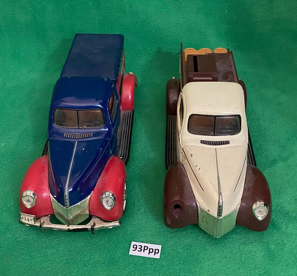 Lote de 2 Camión Pepsi-Cola Rueda Dorada Die Cast Moneda Banco Camión de Entrega. Foto 1 de 4