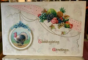 THANKSGIVING GREETINGS COLORFUL TURKEY FORGET ME NOTS VINTAGE 1913 POSTCARD - Imagen 1 de 6