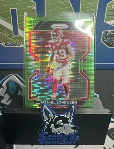 2021 Panini Prizm Neon Green Pulsar Prizm #193 - Daniel Sorensen - KC Chiefs - Picture 1 of 3