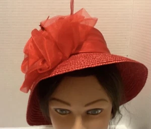 Red Straw Hat With Netting And Tulle Womens Kentucky Derby Style - Picture 1 of 6