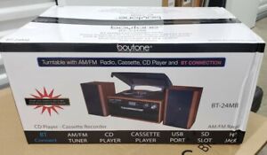 Boytone BT-24MB Bluetooth Classic Style Record Player Turntable with AM/FM/  NEW