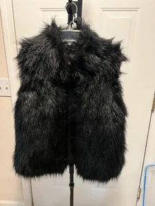 MICHAEL KORS NEW Women's Black Faux-fur-Sweater Vest Jacket Top Medium - Picture 1 of 4