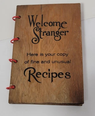 Libro de cocina con cubierta de madera Welcome Stranger de colección de los años 50 anuncios de Fort Lauderdale Florida Foto 1 de 4