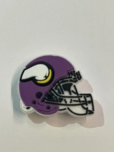 Minnesota Vikings Crocs Charms NFL Helm Kostenloser Versand! Jibbetz - Bild 1 von 2