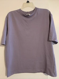 UNIQLO Short Sleeve Tee Unisex Men’s Lavender Purple Short - Picture 1 of 3