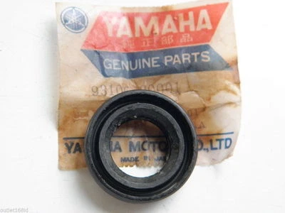 Sello de aceite de rueda delantera NOS OEM Yamaha YG1 YJ1 YJ2 YL1E FS1 YB CW50 YL2 L2G YG5 MJ2 Foto 1 de 4