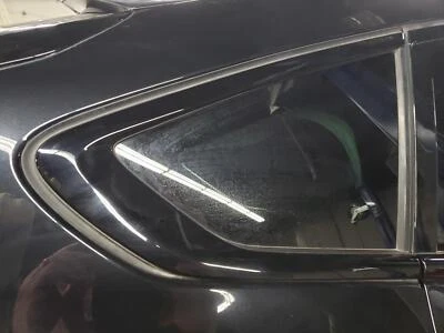 20 21 22 23 24 25 BMW X6 cuarto derecho ventana sin moldura Foto 1 de 4