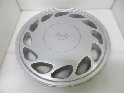 NISSAN 240SX 1989-1994 15" 12 SLOT SILVER WHEEL COVER / HUBCAP - 1 - 53055 - OEM Foto 1 de 4