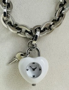 Marc Jacobs Heart Charm Bracelet Watch White Silver Tone Chunky Chain Link - Picture 1 of 7
