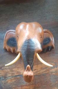 Thai Wooden 6" Head Elephant Wood Brown Carved Hanging Wall Home Decor - Picture 1 of 7