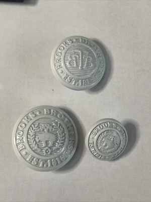 BROOKS BROTHERS BB White WATERBURY Blazer Replacement 3 Buttons 15/20/25MM - Image 1 of 4