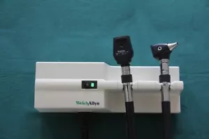 Welch Allyn F.O. Set diagnostico otoscopio oftalmoscopio fibra ottica parete 767 - Foto 1 di 1