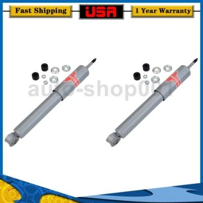 Par de amortiguadores delanteros KYB para camioneta Datsun 521 1968 1969 Foto 1 de 3