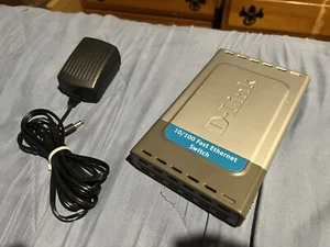 D-Link DSS (DSS-8+) 8-Ports External Switch with Power Supply TESTED WORKING - Picture 1 of 5