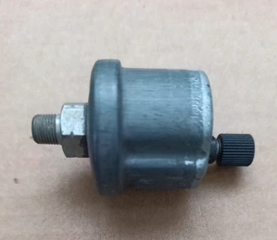 Camión autobús Mercedes DAF sensor de presión sensor de presión de aceite M10x1 / 0-5bar / 1-pi Foto 1 de 4