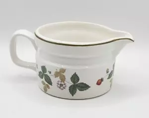 Wedgwood Wild Strawberry Creamer Oven To Table Beautiful - Picture 1 of 8