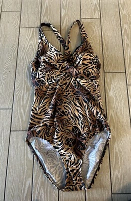 Traje de baño de una pieza con correa cruzada delantera retorcida con estampado animal SPEEDO 12 Z24 Foto 1 de 4