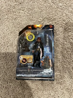 Piratas del Caribe Capitán Jack Sparrow Zombie Revelar Figura Batería Muerta Foto 1 de 4