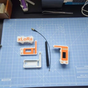 Étui pour Heltec LoRa V3 avec sac à dos pour antenne / batterie MESHTASTIC 868mhz - Photo 1/13