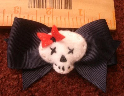 Scary X-Ray Radiologist Hair Tie Bow Skeleton Nurse Orthopedic Skull Osteoporosi - Image 1 of 4