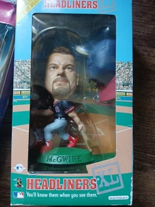 Mark McGwire Headliners XL Limited Edition 1 of 12,000 Figurine NIB With Coa - Picture 1 of 2
