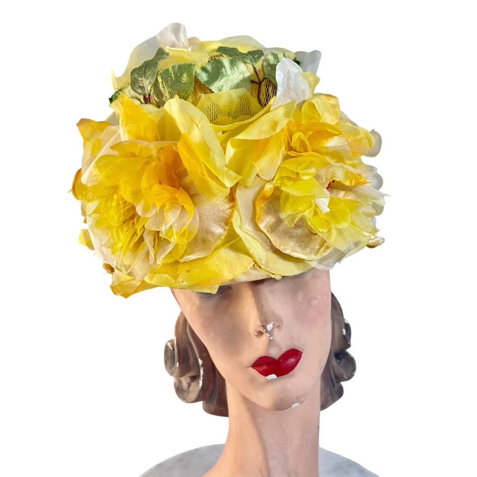 Sombrero de cubo de colección de los años 50 fantasía floral enorme amarillo seda flores jardín fiesta O/S Foto 1 de 4