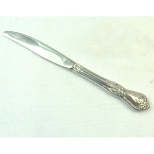 Oneida Kennett Square 1 Dinner Knife Deluxe Stainless Glossy Floral Scroll Hdl - Picture 1 of 6