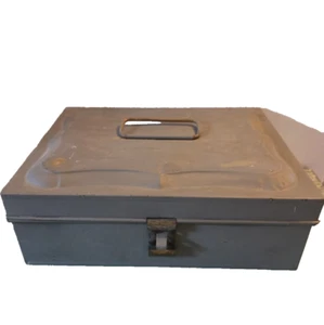 Vintage Metal Tool Box 10.5 x 8 x 3.5 Primed with Gray Paint - Picture 1 of 13