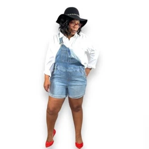Torrid Overalls Womens Size 18 Denim Bib Cuffed Shortalls Light Wash NEW - Picture 1 of 12