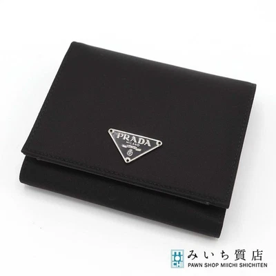 Бумажник PRADA из сафьяновой кожи тройного сложения черный M176 нейлон треугольник логотип б/у - Изображение 1 из 4
