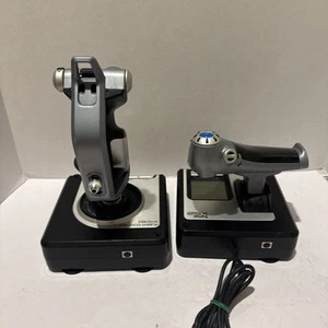 Saitek X52 Flight Control System Ricondizionato Non Testato Per Ricambi, NO CAVO - Foto 1 di 8