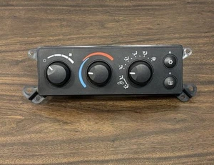 2006-2008 Dodge Ram 1500 2500 3500 AC Heater Climate Control Temperature Unit - Picture 1 of 4