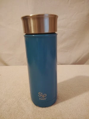 Vaso Sip By Swell 16 OZ azul de acero inoxidable usado Foto 1 de 3