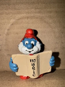 Smurfs 20174 Papa Smurf With Magic Book Vtg Figure Schleich Peyo 1983 Figurine - Picture 1 of 7