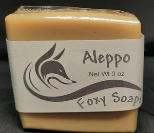 Laurel Berry & Olive Oil/All Natural/ Unscented Homemade Soap - Picture 1 of 3