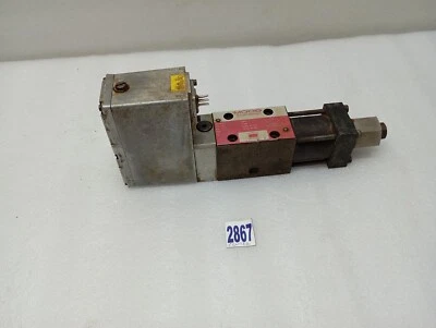 MOOG Mod. no.D635-606C Hydraulic Servo Valve FRAMO-P/N A11592 - Image 1 of 4