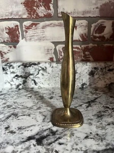 Vintage Single Stem Bud Vase Square Detailed Base Silver Plated - Picture 1 of 3