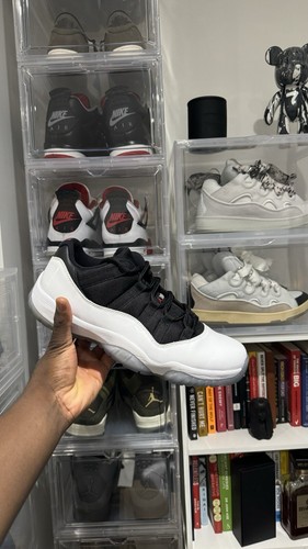 Jordan Retro 11 smoking