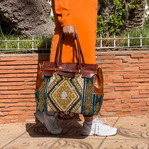 Handgefertigte stilvolle Teppich Leder Umhängetasche & Schultertasche für Damen - Bild 1 von 8