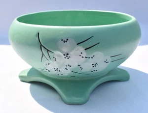 McCoy Pottery - SPRING WOOD LINE - TEAL GREEN & WHITE - 6" FOOTED PLANTER - Picture 1 of 6
