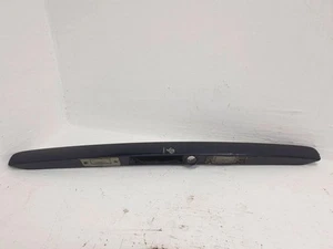 AUDI A8 D3 4E2, 4E8 Kennzeichenbeleuchtung Verkleidung 4E0827576 2.97 31187535 - Bild 1 von 8