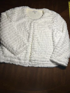 Calvin Klein Faux Fur Crop Shrug Jacket 3/4 Sleeve Winter White Size L Cozy - Picture 1 of 7