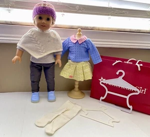 Muñeca American Girl Truly Me #22 cabello rubio ojos azules con 2 trajes - Imagen 1 de 19