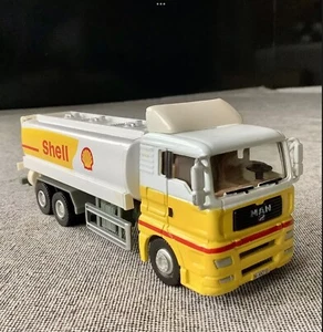 1:54 CAMION MAN 3 ASSI CISTERNA CARBURANTE “SHELL” - Foto 1 di 11