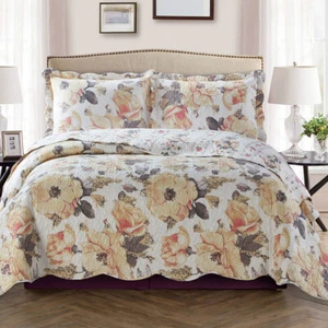 Deema Quilted Oversized Reversible Luxury Floral Pattern Coverlet Set - Picture 1 of 3
